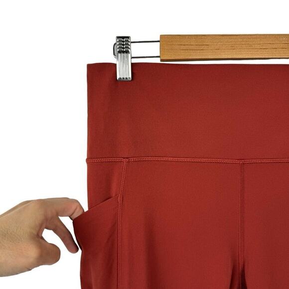 Athleta Salutation Stash Pocket II Twist 7/8 Tight in Russet Brown High Rise L - Picture 5 of 16